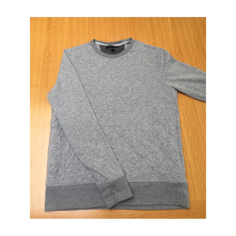 Banana Republic Quilted Gray Sweatshirt Medium